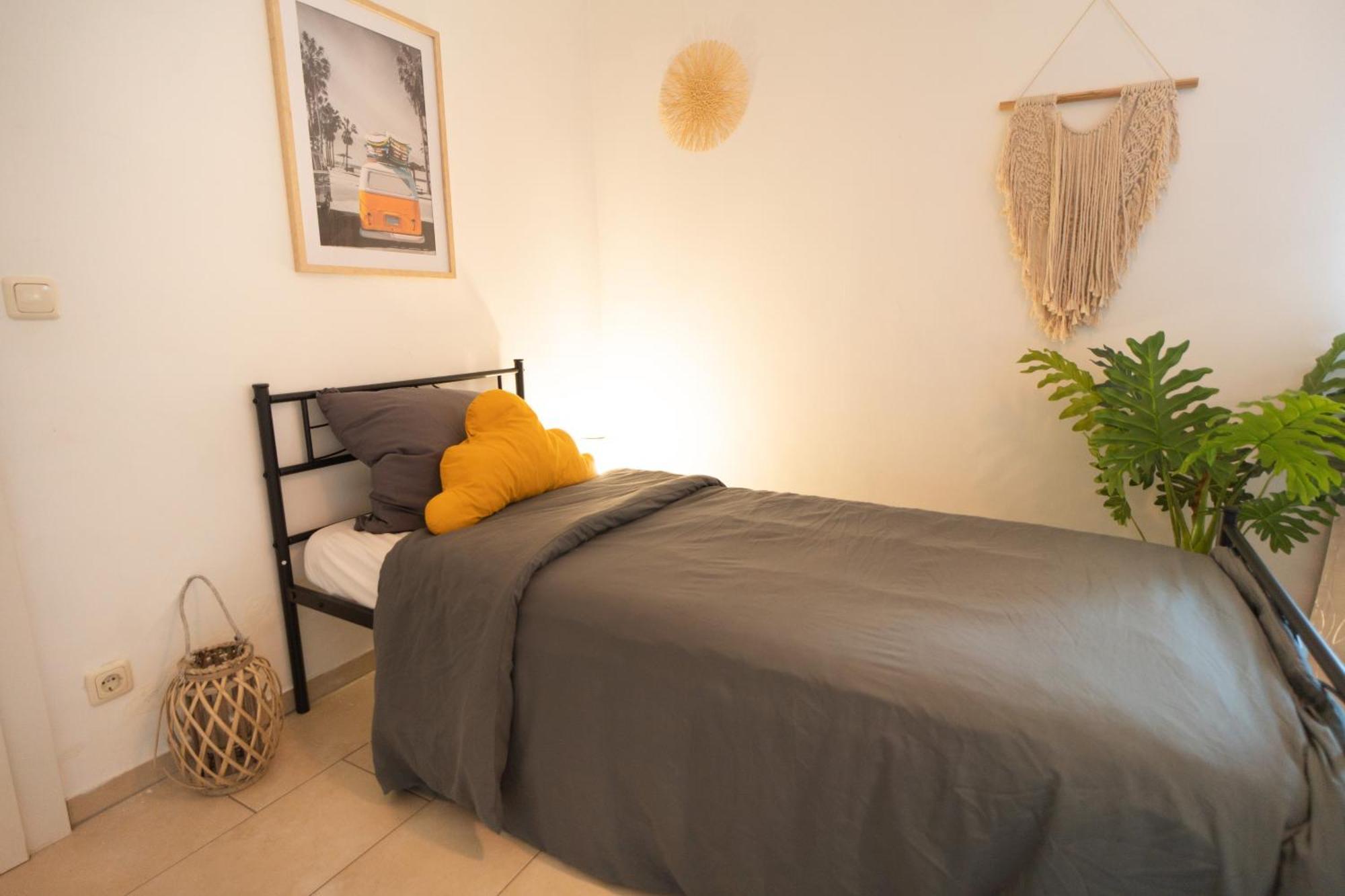 Leonie Apartment *