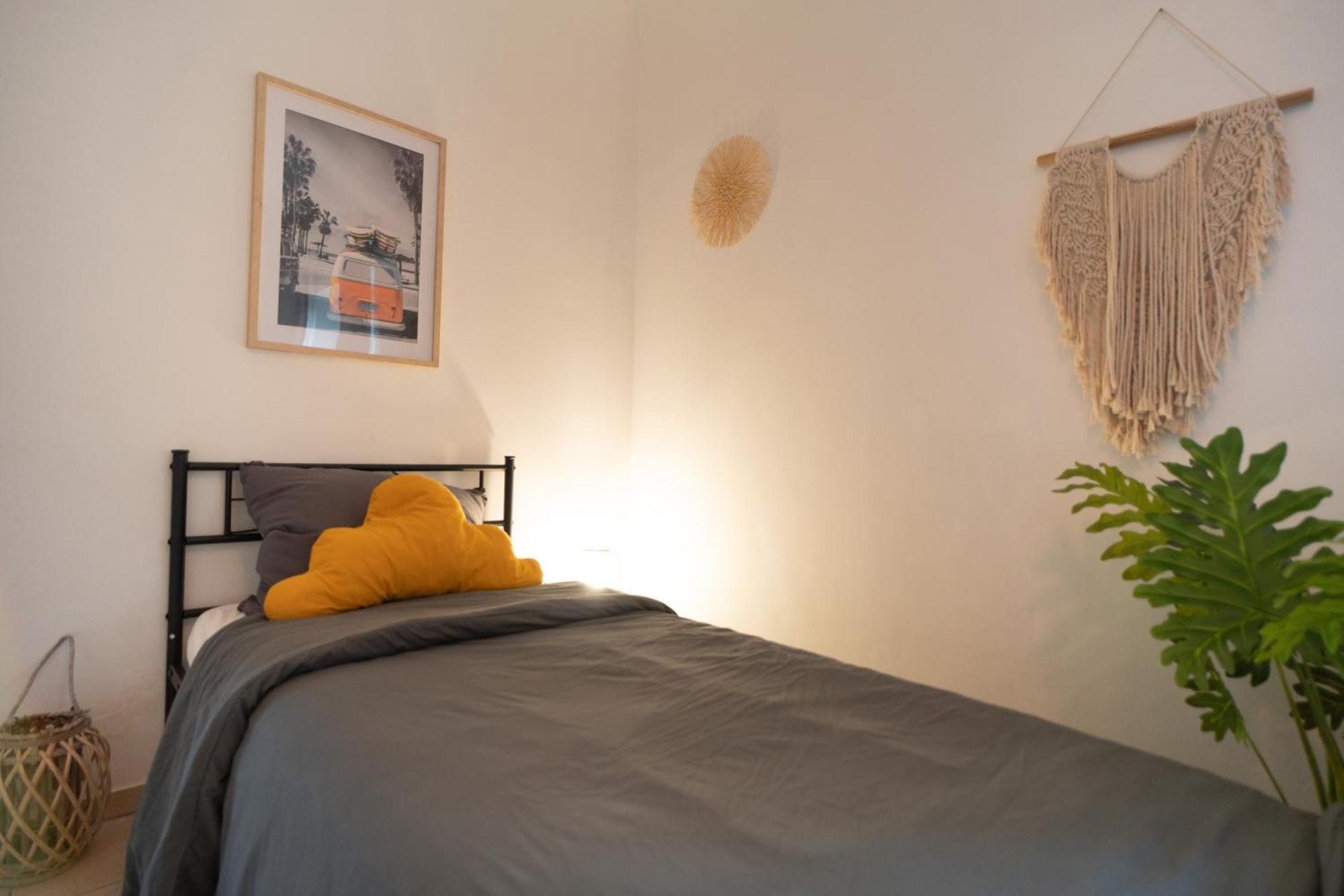Leonie Apartment